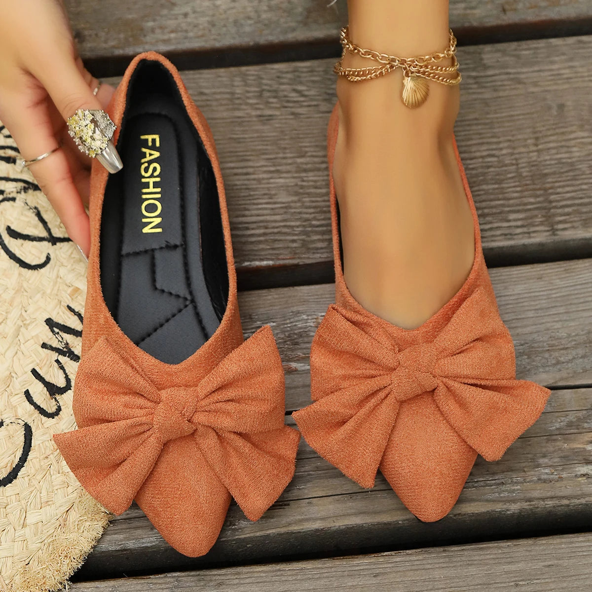 Pointed Toe Bow Walking Flats