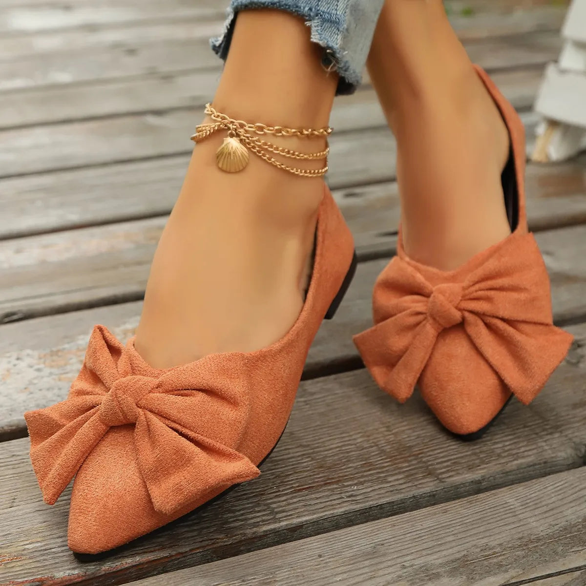 Pointed Toe Bow Walking Flats