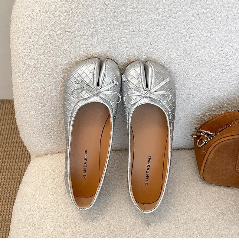 Split Toe Bow Tabi Flats