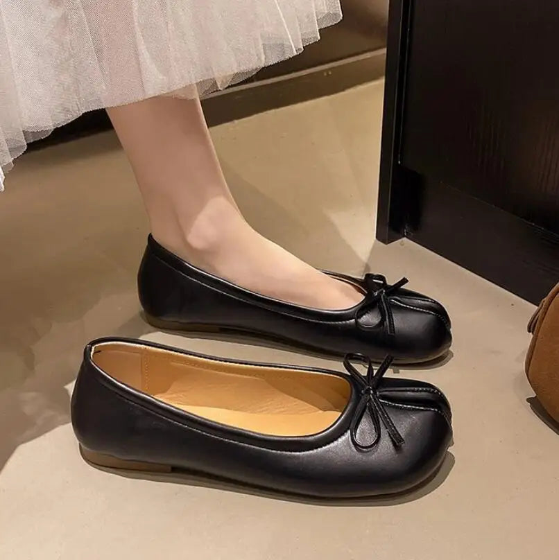 Split Toe Bow Tabi Flats