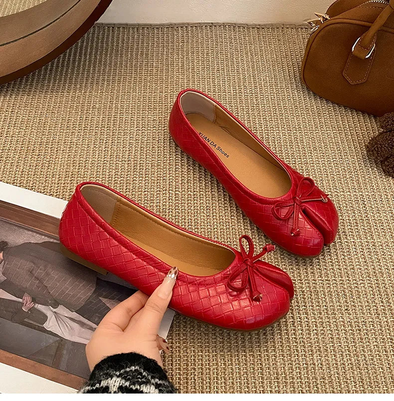 Split Toe Bow Tabi Flats