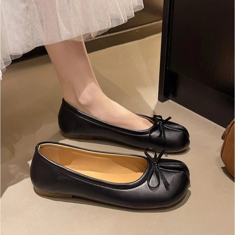 Split Toe Bow Tabi Flats