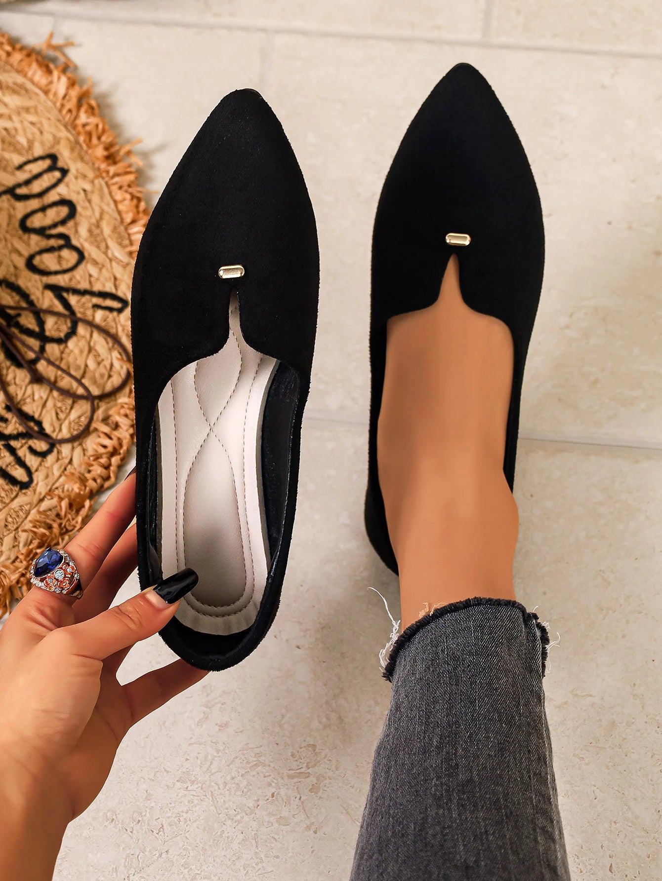 Pointed Toe Mary Jane Flats