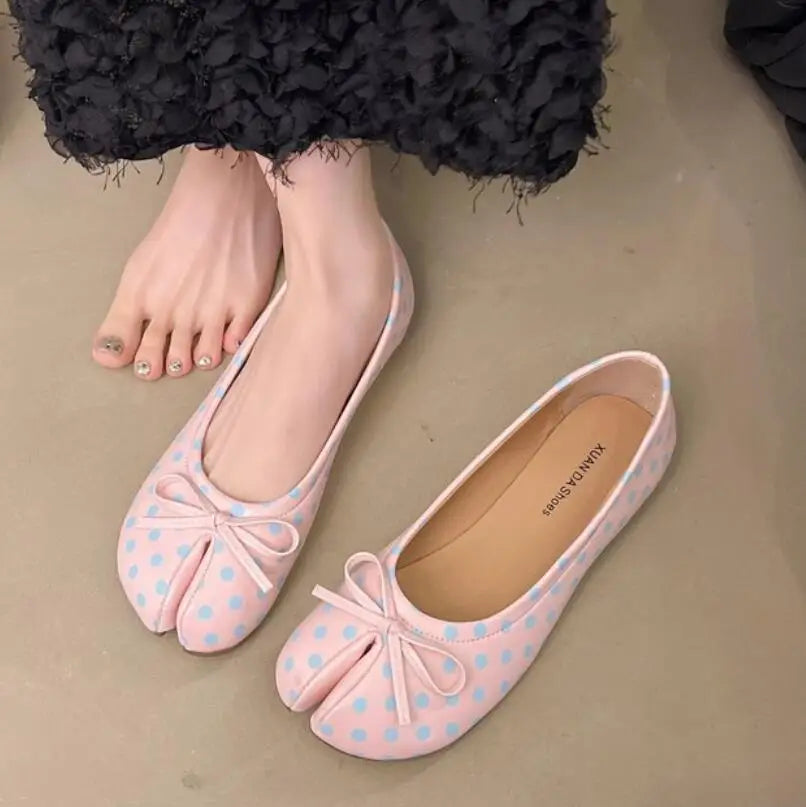 Split Toe Bow Tabi Flats