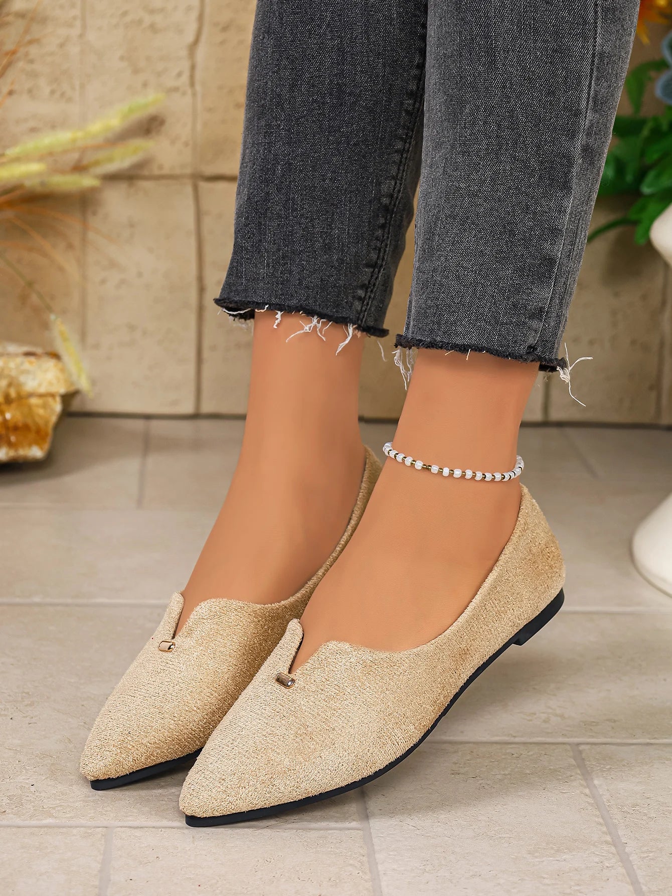 Pointed Toe Mary Jane Flats
