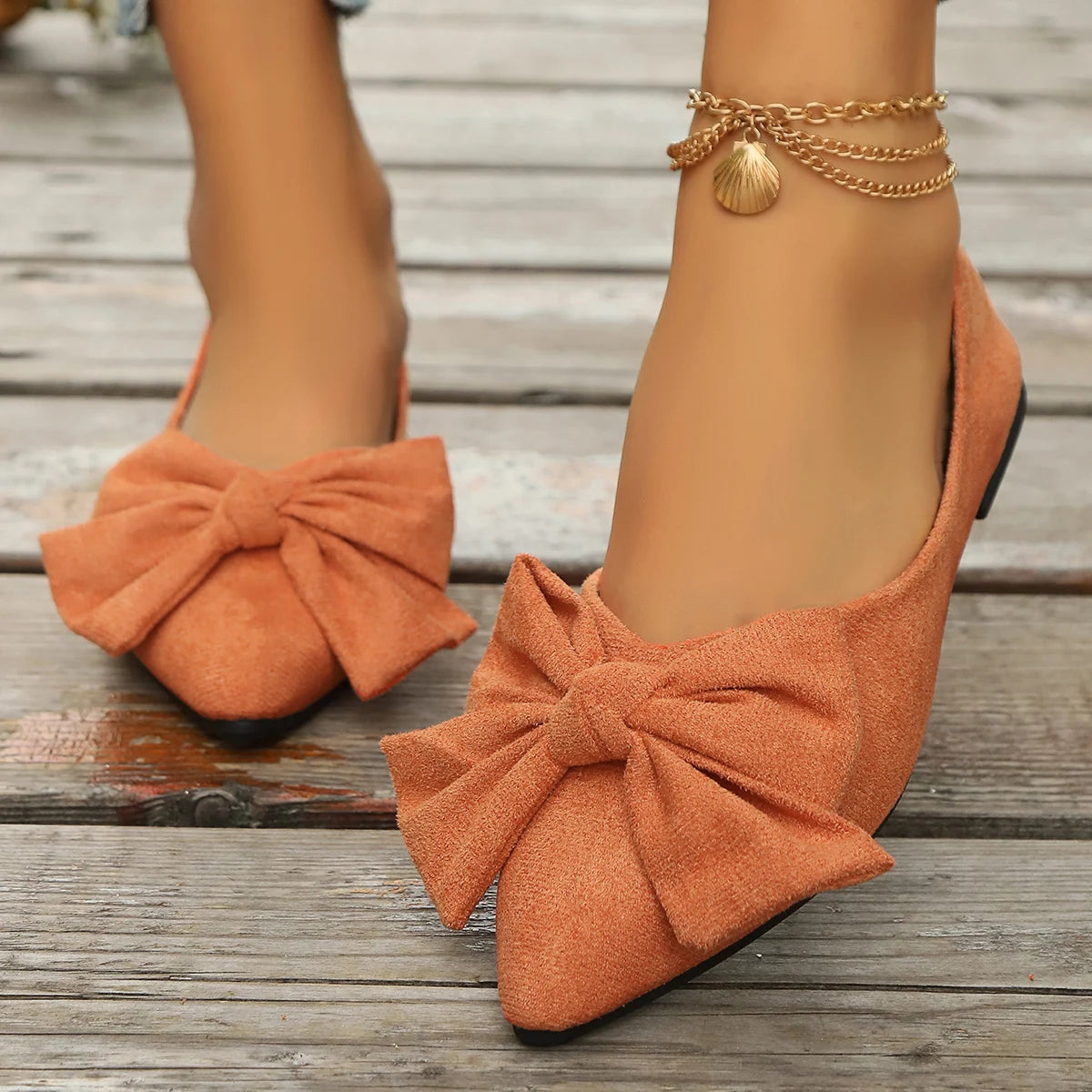 Pointed Toe Bow Walking Flats