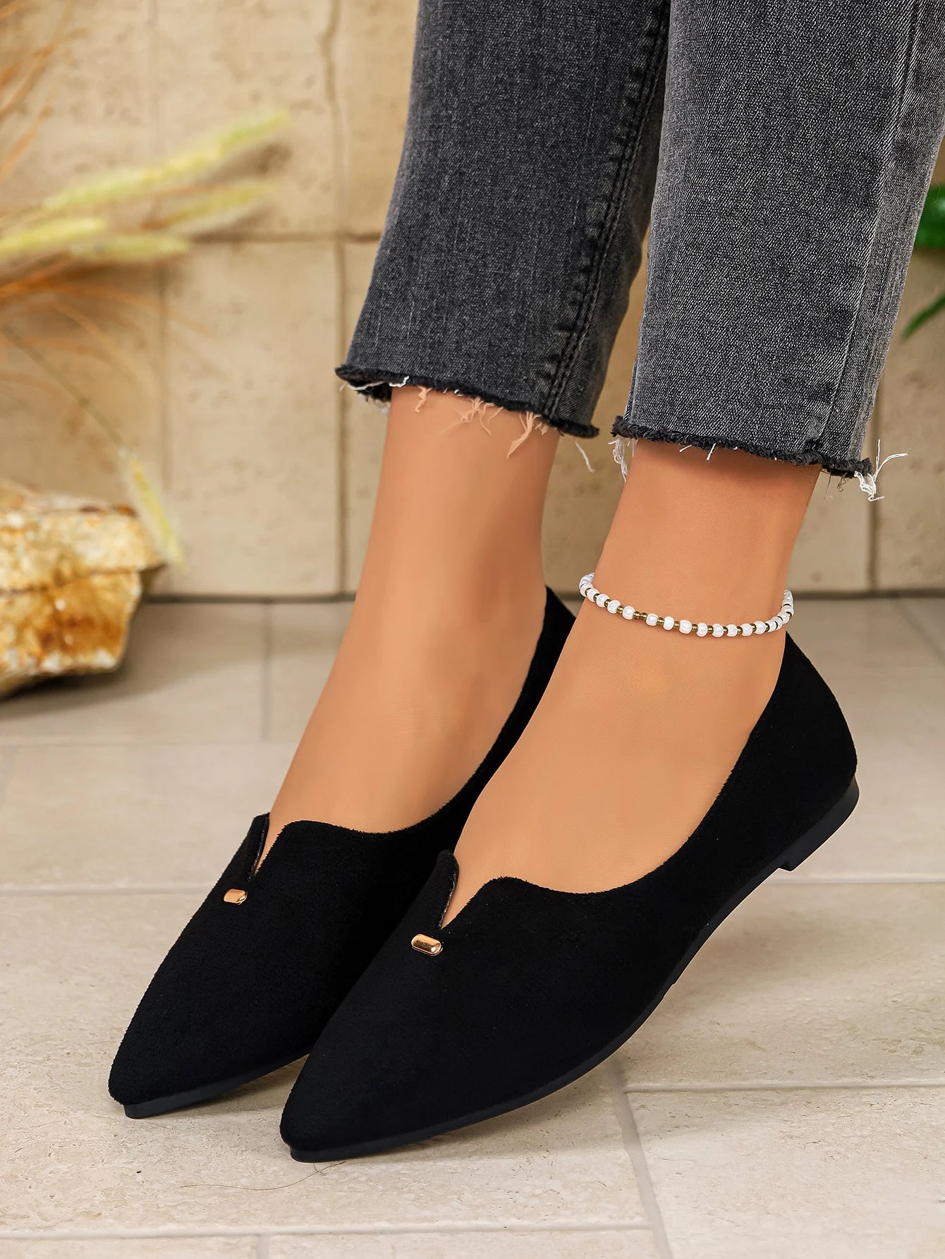 Pointed Toe Mary Jane Flats
