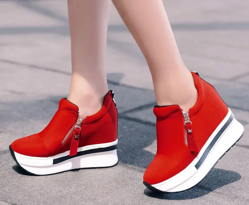 Sneakers Women Red Canvas