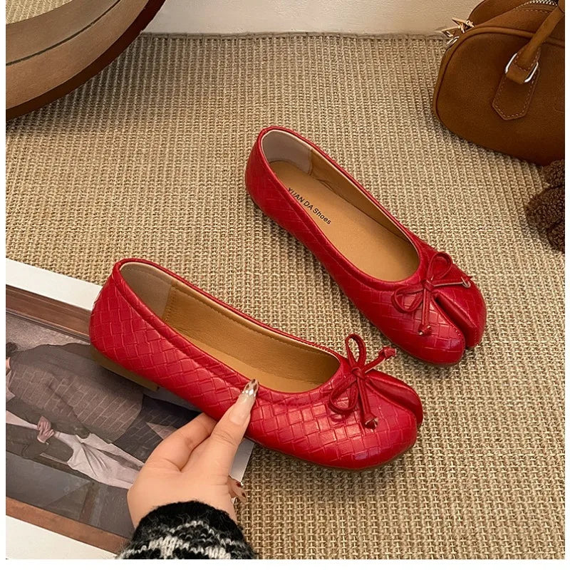 Split Toe Bow Tabi Flats
