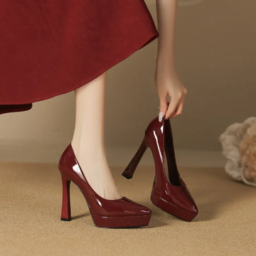 Professional Pointed Toe Patent Leather Pumps