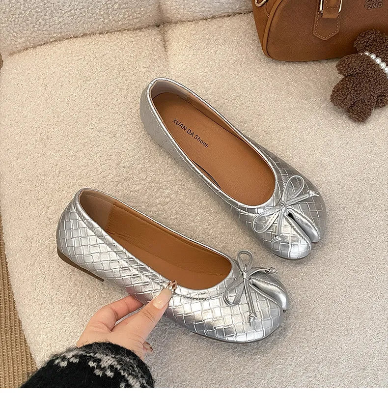 Split Toe Bow Tabi Flats