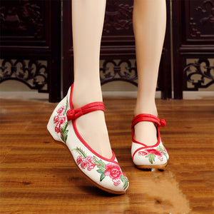 Ethnic Style Embroidered Shoes Beijing Cloth Shoes