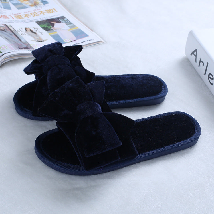 Winter plush slippers